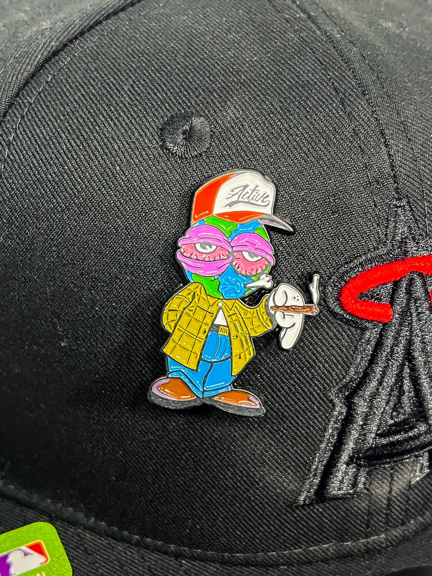 PIN FUMANDO