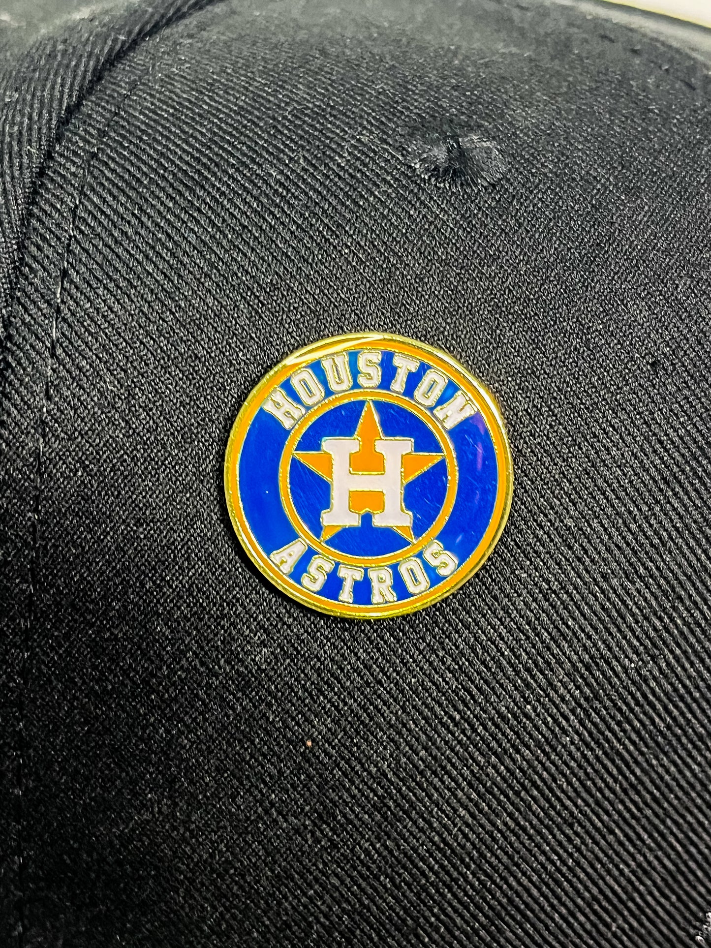 PIN HOUSTON
