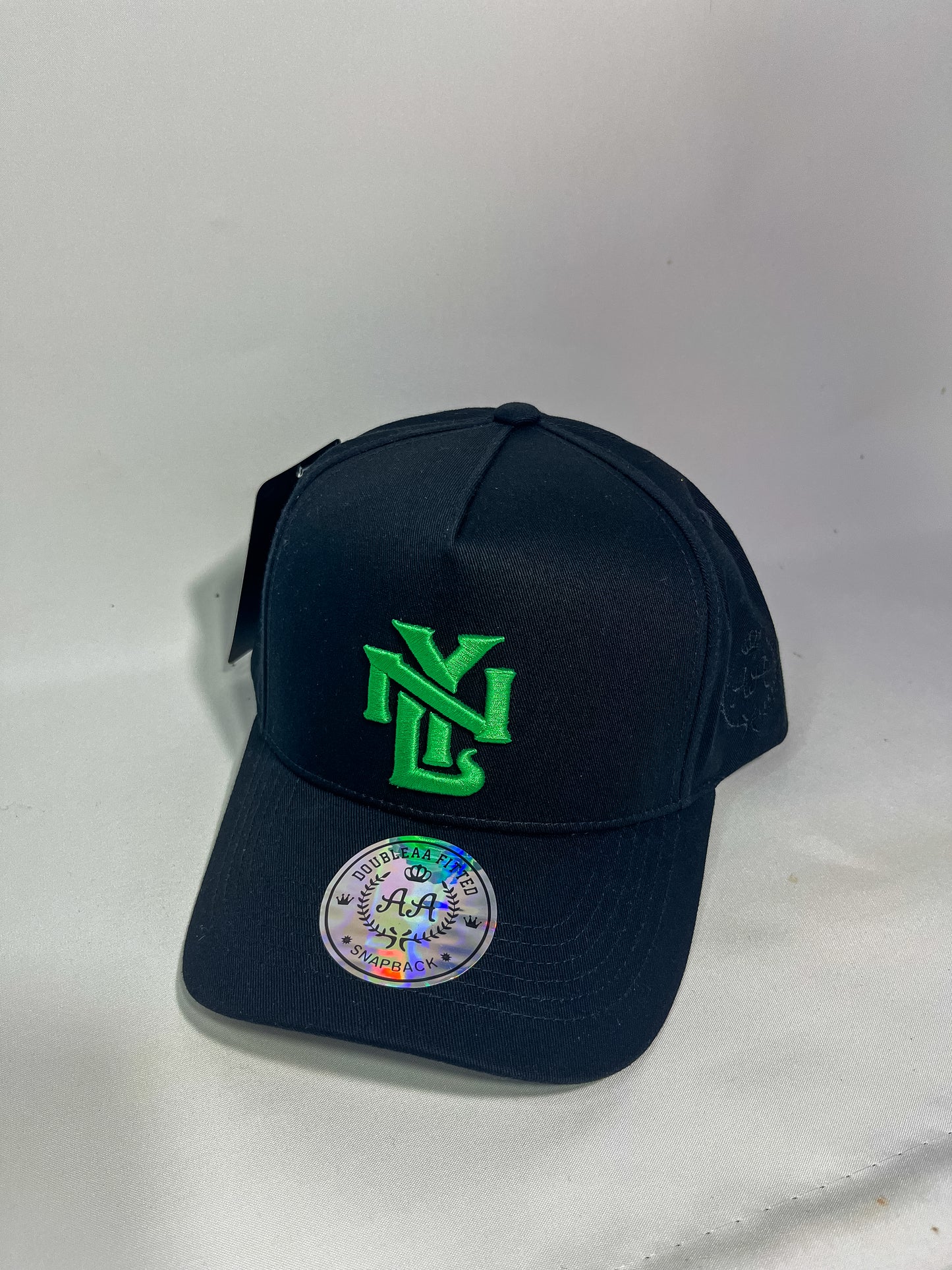 GORRA DOUBLE AA NY BLACK & GREEN