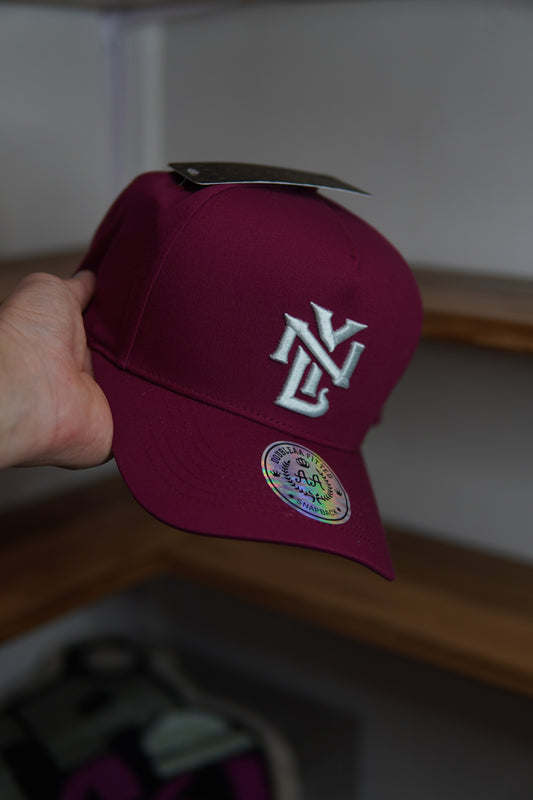 GORRA DOUBLE AA NYL BURDEOS