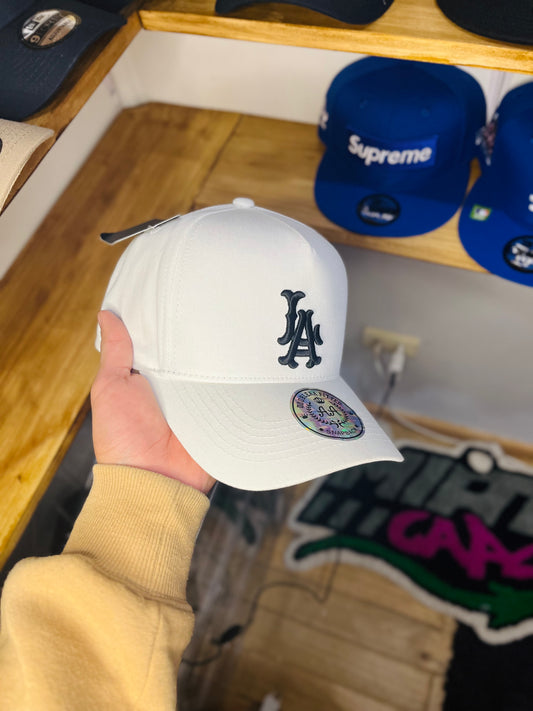 GORRA DOUBLE AA LA WHITE