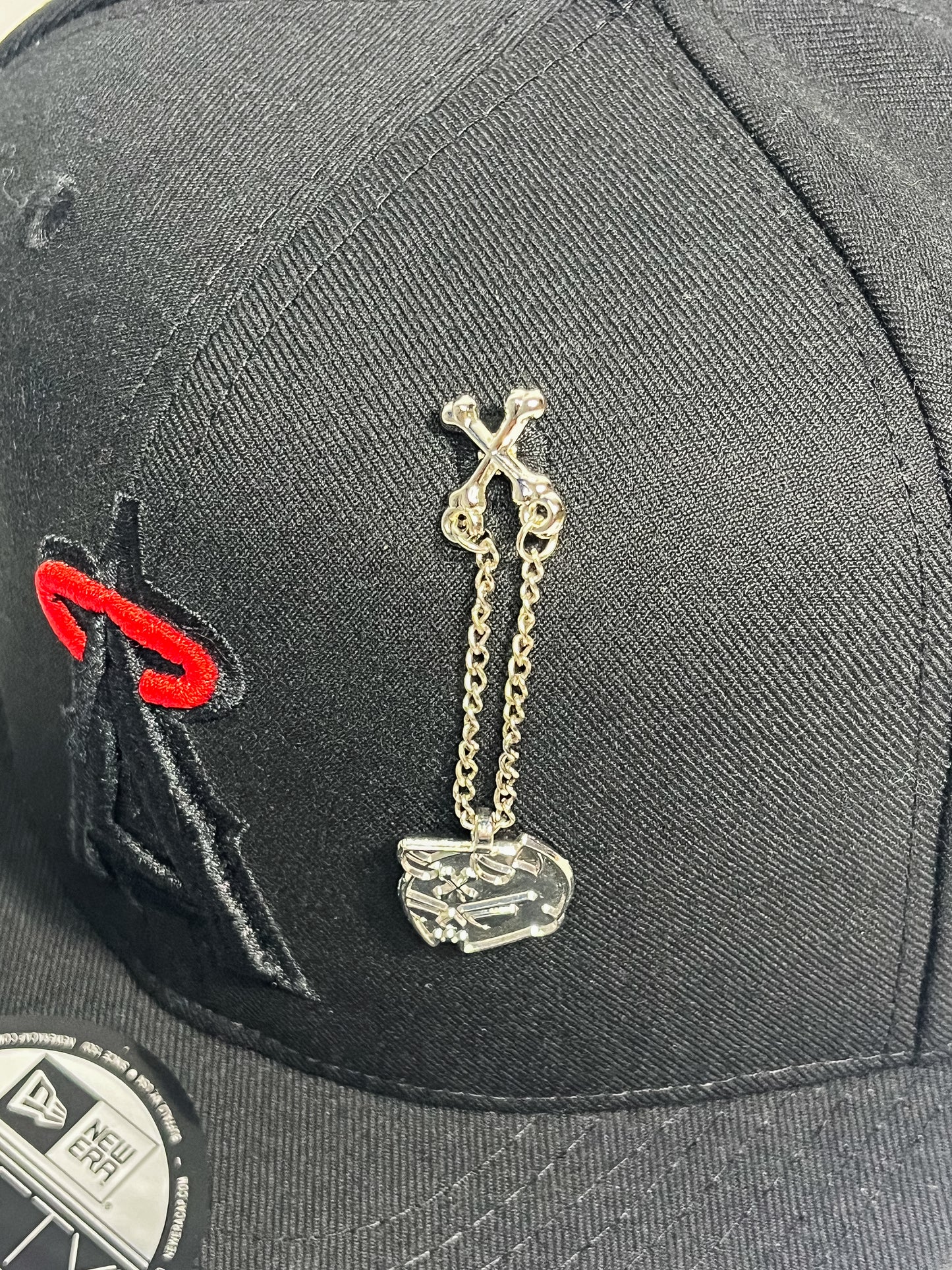 CADENA GRIS BONES FITTED