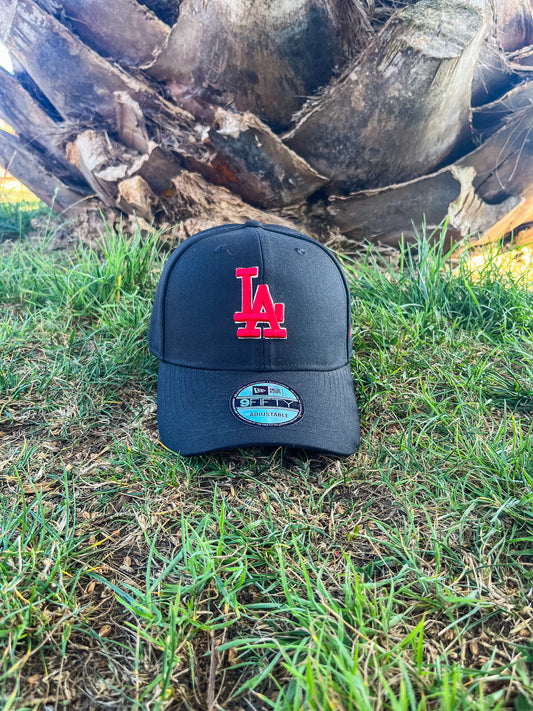 GORRA NEW ERA LOS ANGELES DODGERS BLACK AND RED JUSTABLE