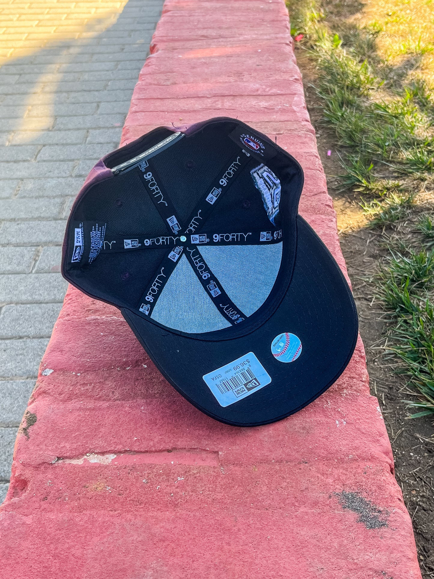 GORRA NEW ERA HOUSTON ASTROS BURDEOS Y NEGRO PARCHE LATERAL AJUSTABLE